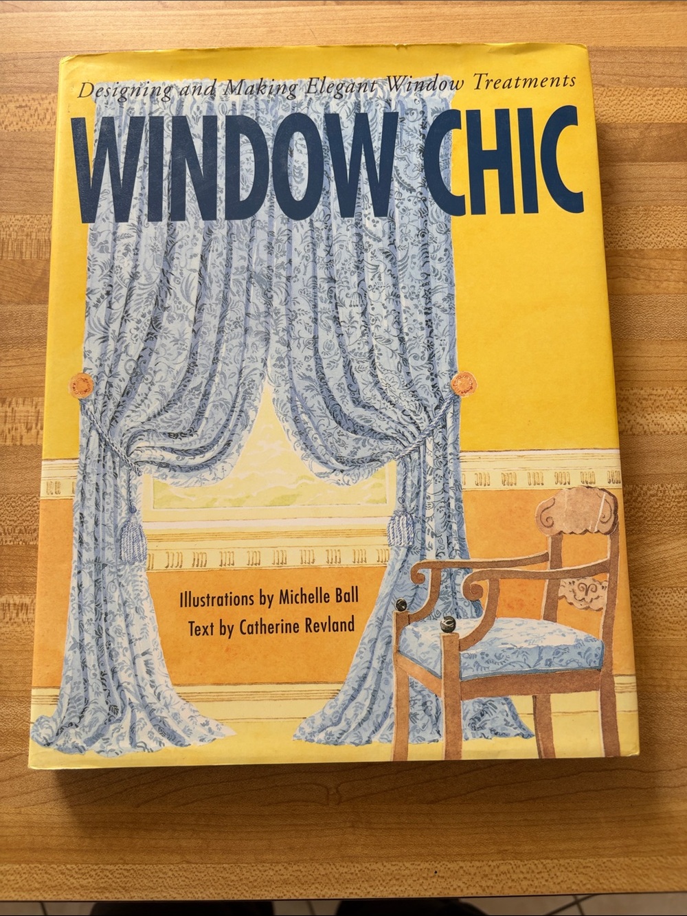 Window Chic Hardcover Book -Heart books New York 1994